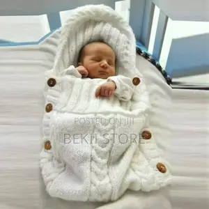 Luxury Knitted Baby Swaddle Wrap With Hood የህፃናት መታቀፊያ እና መጠቅለያ