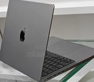 New Laptop Apple MacBook Pro 2023 M3 14-inch 8GB Apple M3 Pro SSD 512GB