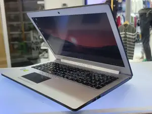 New Laptop Lenovo Ideapad 3 8GB Intel Core i5 SSD 700GB