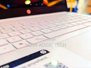 New Laptop HP Stream Notebook 8GB Intel Core i7 SSD 60GB