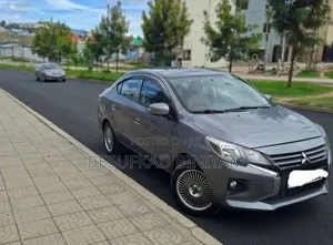 Mitsubishi Attrage 2021 Gray