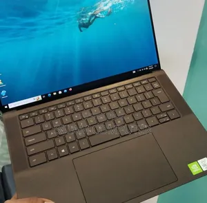 New Laptop Dell Inspiron 15 16GB Intel Core i7 SSD 512GB
