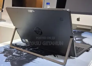 New Laptop HP Elite X2 1012 8GB Intel Core i5 SSD 256GB