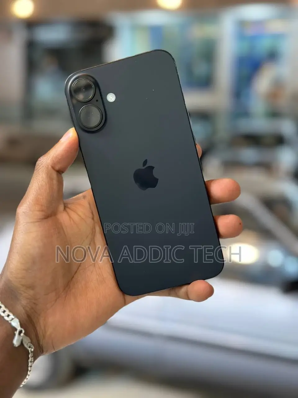 New Apple iPhone 16 Plus 256 GB Black