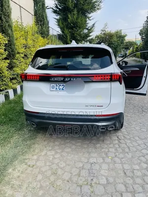 Jetour X70 1.5 7-Seater FWD 2022 White