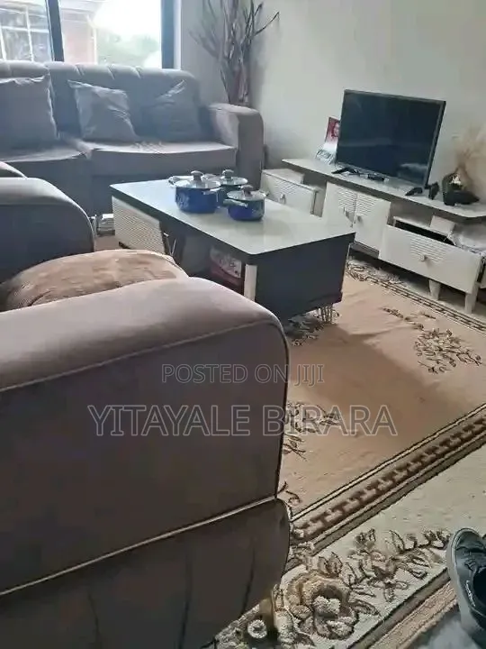 Furnished 6bdrm Farm House in ፎቅ G+3, Akaky Kaliti for sale