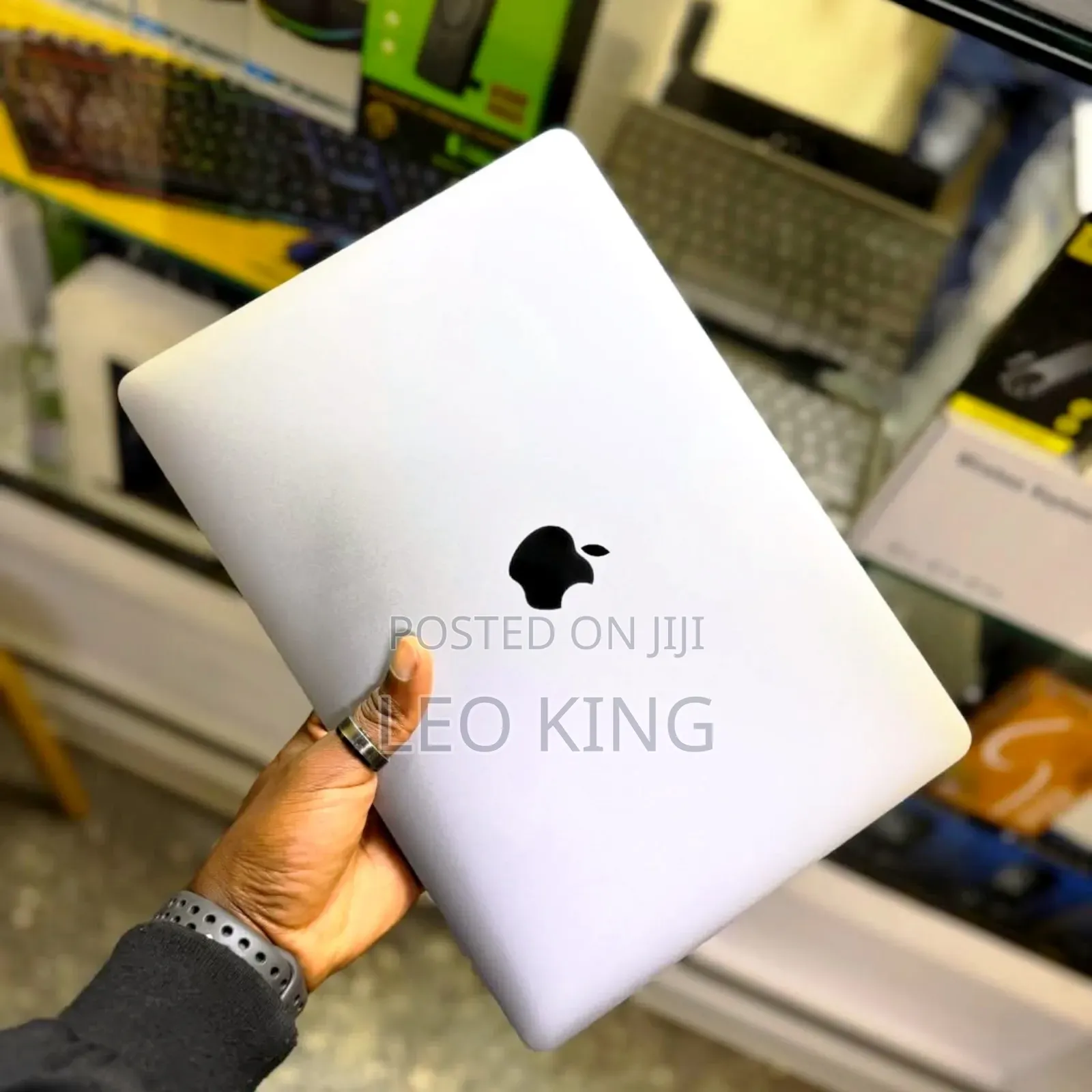Laptop Apple MacBook Pro 2020 8GB Intel Core i5 SSD 512GB