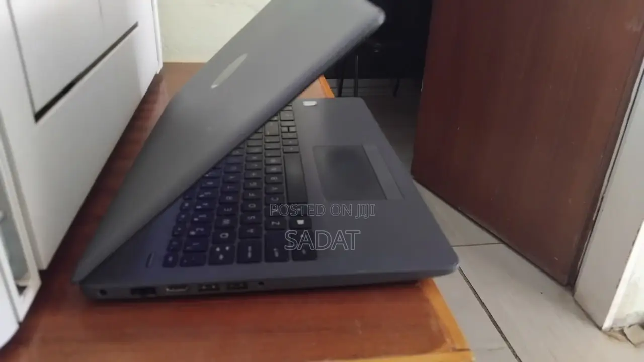 Laptop HP 250 G7 4GB Intel Core i3 HDD 500GB