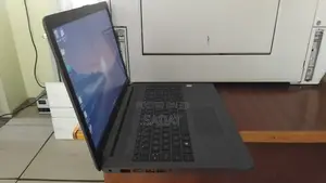 Laptop HP 250 G7 4GB Intel Core i3 HDD 500GB