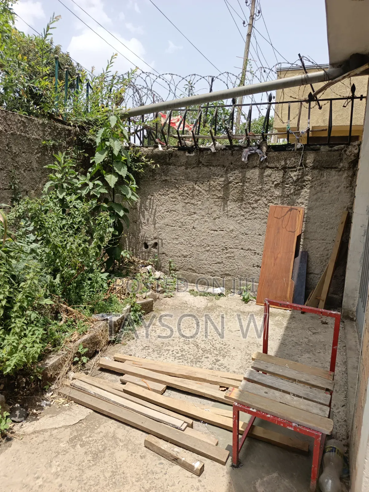 2bdrm Villa in Addis Ababa Semit, Bole for sale
