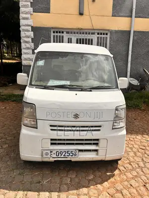 Suzuki Every Wagon 2006 White