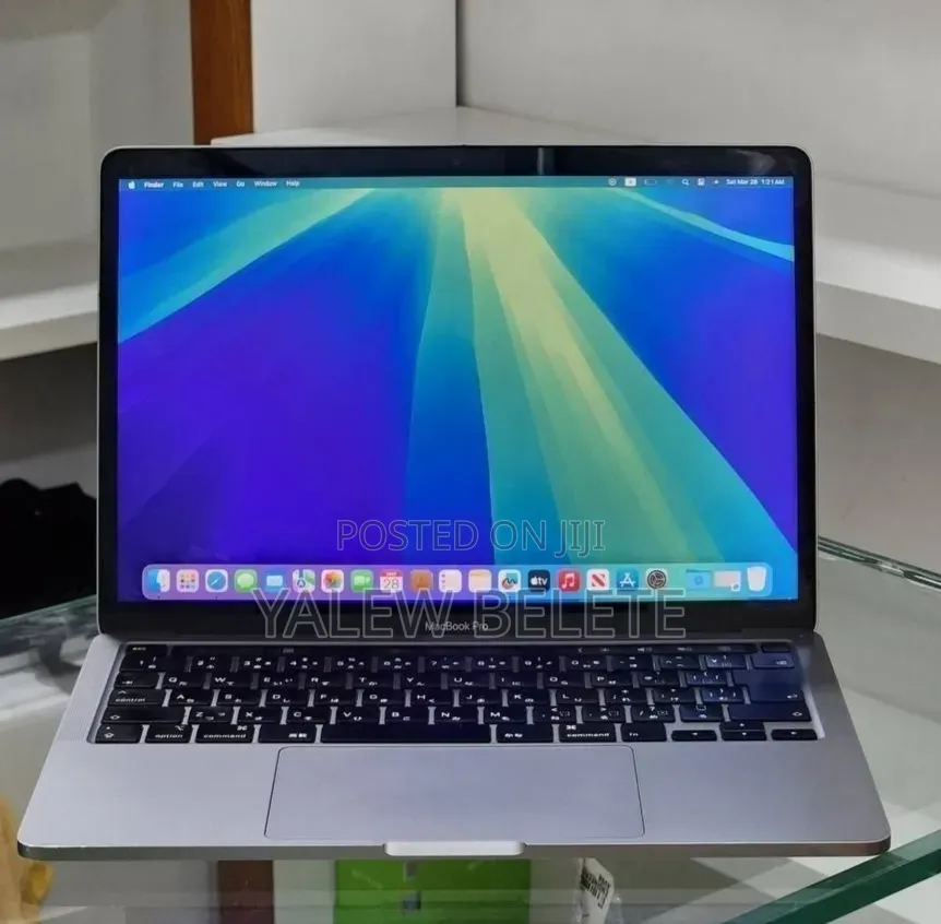 New Laptop Apple MacBook Pro 8GB Intel Core i5 SSD 512GB