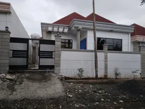 Furnished 5bdrm House in Ayat, Yeka for sale