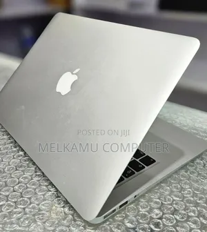 New Laptop Apple MacBook Air 8GB Intel Core i7 SSD 512GB