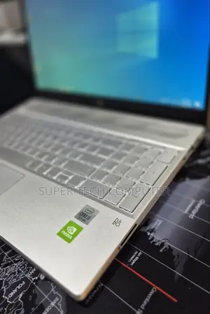 New Laptop HP Pavilion 15 8GB Intel Core i5 SSD 256GB