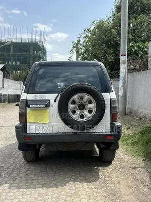 Toyota Land Cruiser Prado 2.7 16V 3dr 1999 White