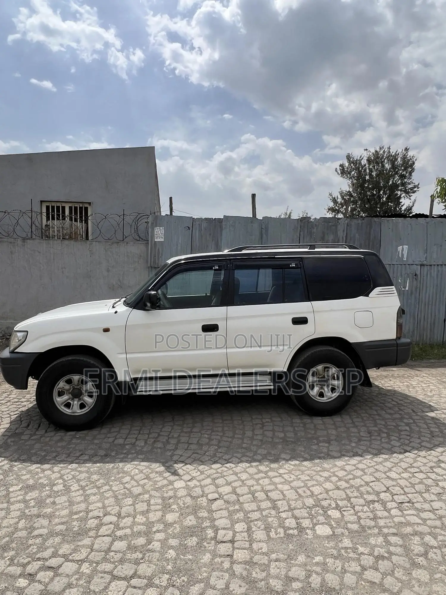 Toyota Land Cruiser Prado 2.7 16V 3dr 1999 White
