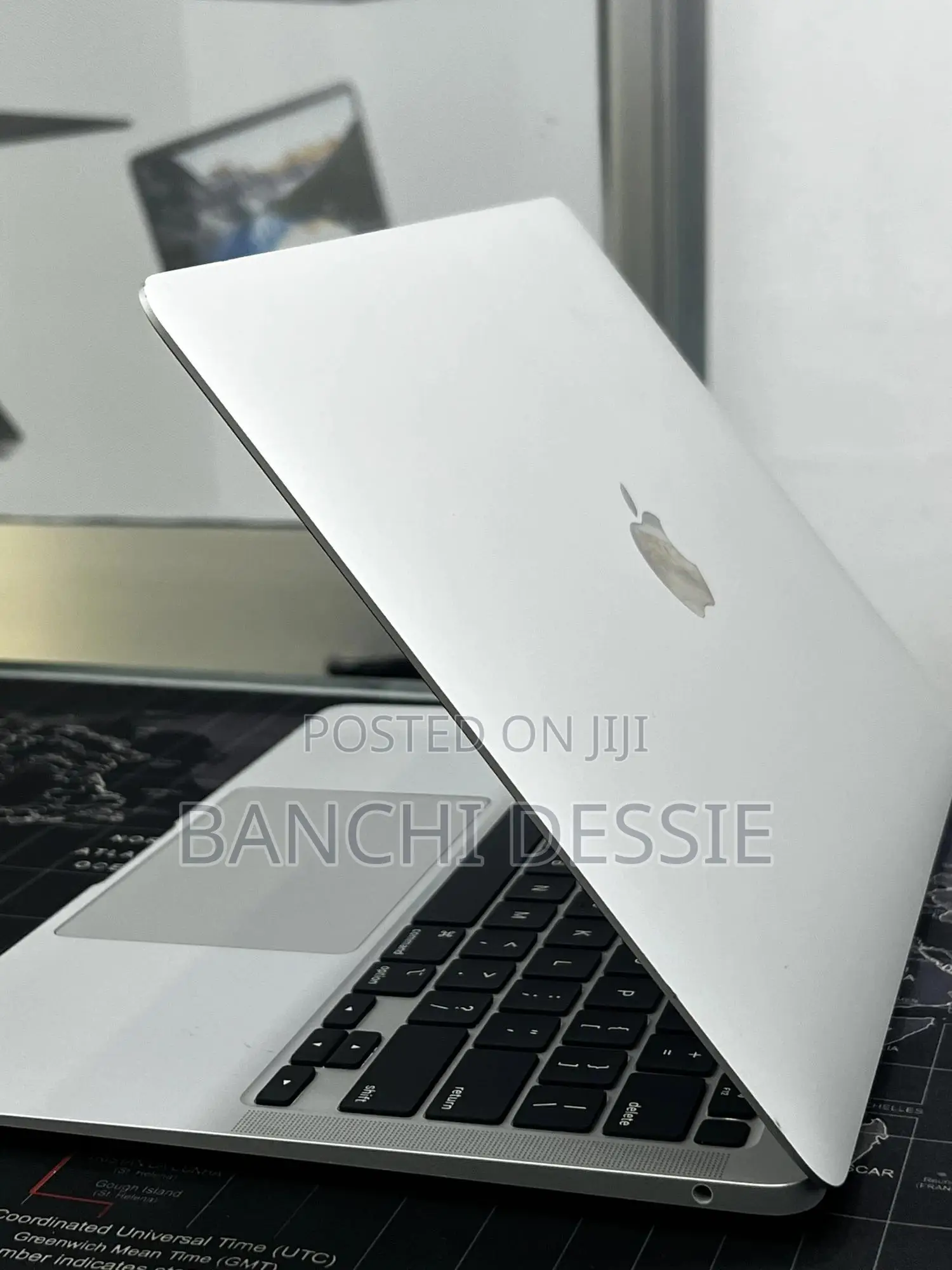 New Laptop Apple MacBook Air 2020 M1 16GB Apple M1 SSD 512GB