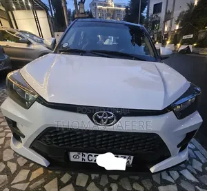 Toyota Raize 2022 White