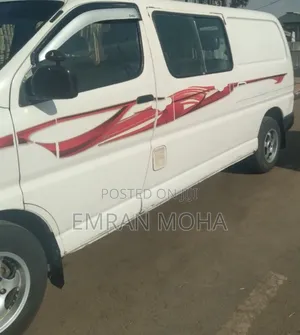 Toyota HiAce 1999 Beige