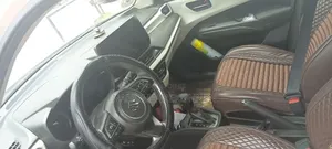 Suzuki Swift 2024 Gold