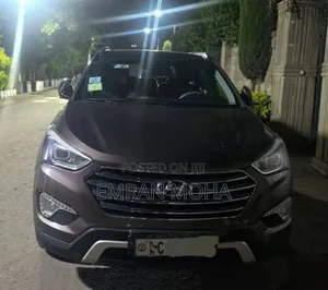 Hyundai Santa Fe 2014 Gray