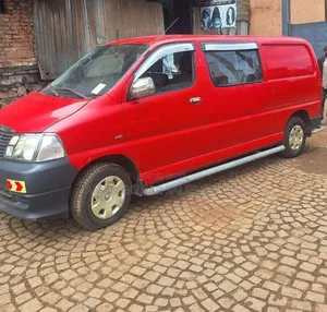 Toyota HiAce 2011 Red