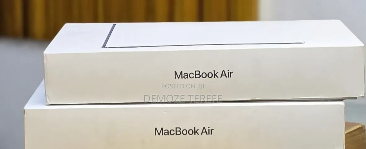 New Laptop Apple MacBook Air 2026 M5 13-inch 16GB Apple M5 SSD 512GB
