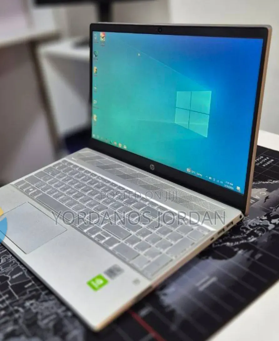 New Laptop HP Pavilion 15 8GB Intel Core i5 SSD 256GB