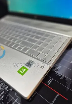 New Laptop HP Pavilion 15 8GB Intel Core i5 SSD 256GB