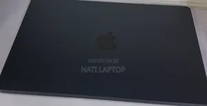 New Laptop Apple MacBook Air 2024 M3 16GB Apple M3 SSD 256GB