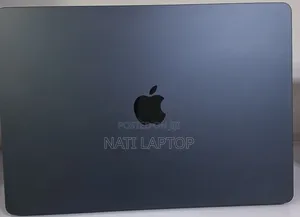 New Laptop Apple MacBook Air 2024 M3 16GB Apple M3 SSD 256GB