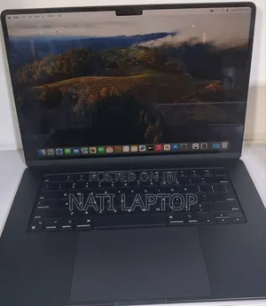 New Laptop Apple MacBook Air 2024 M3 16GB Apple M3 SSD 256GB