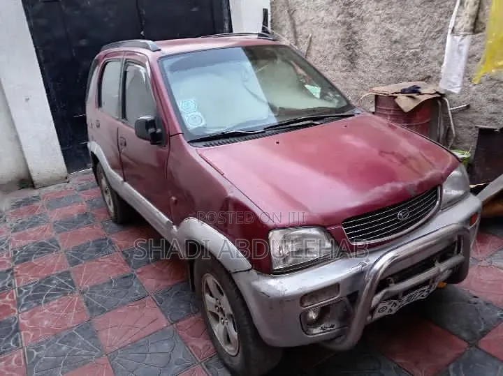 Datsun Violet 1991 Red