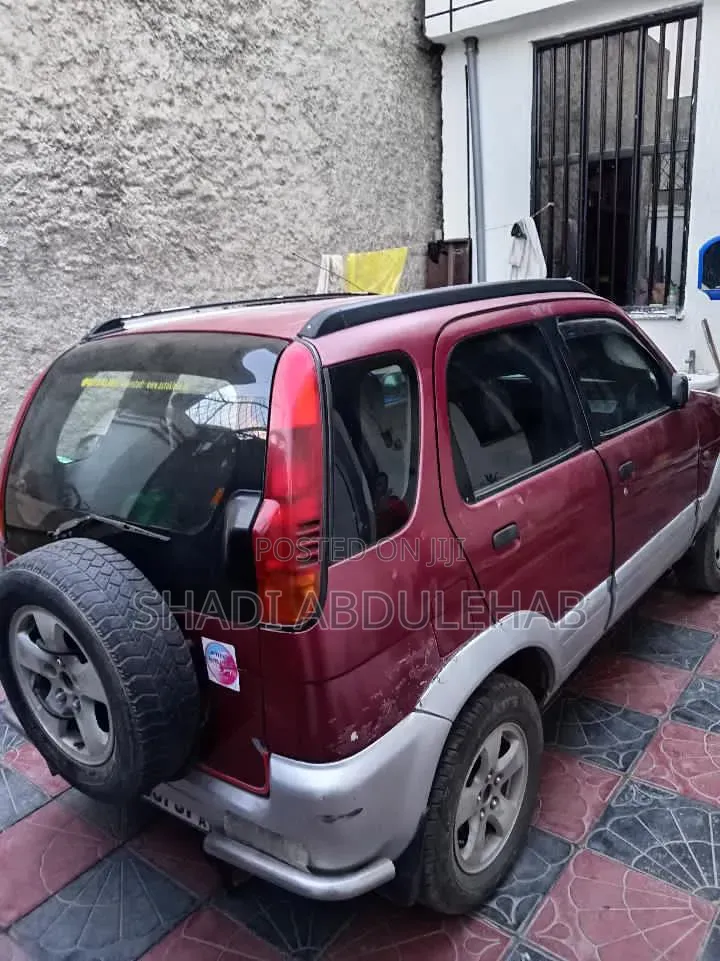 Datsun Violet 1991 Red
