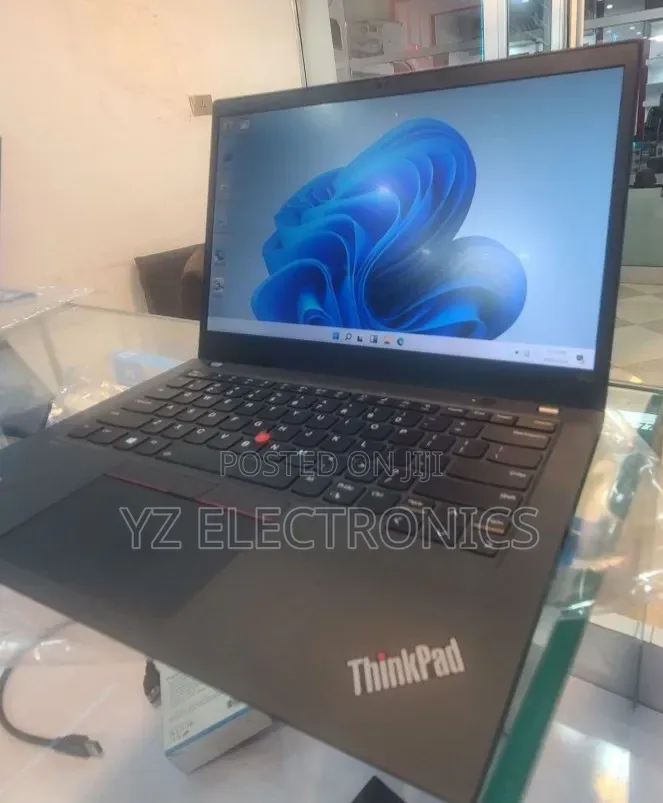 New Laptop Lenovo ThinkPad T14 16GB Intel Core i5 SSD 512GB