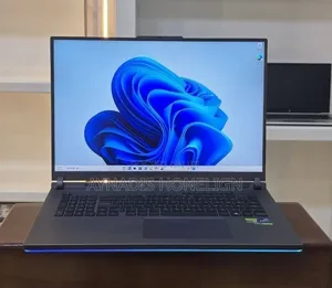 New Laptop Asus ROG Strix G17 32GB Intel Core i9 SSD 2T