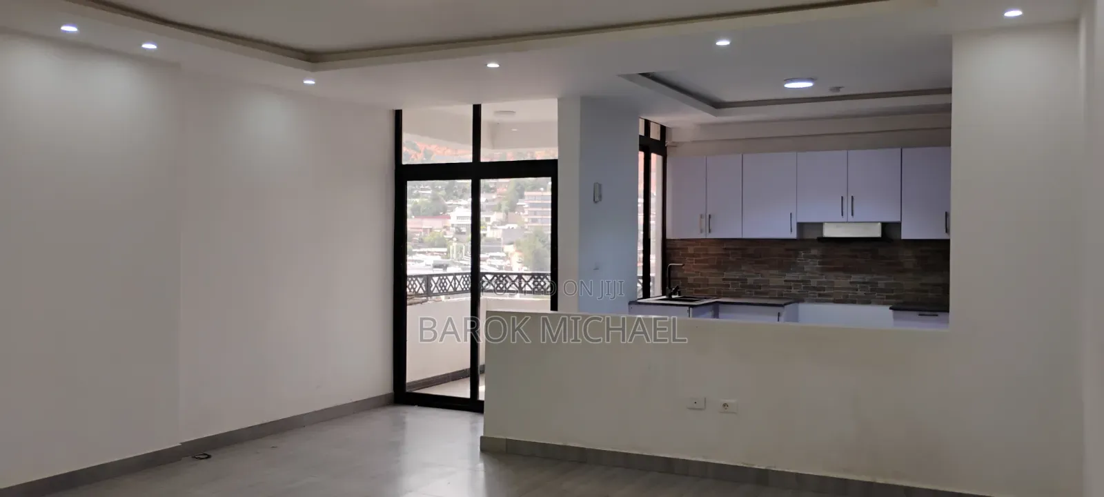3bdrm Apartment in Yeka for rent