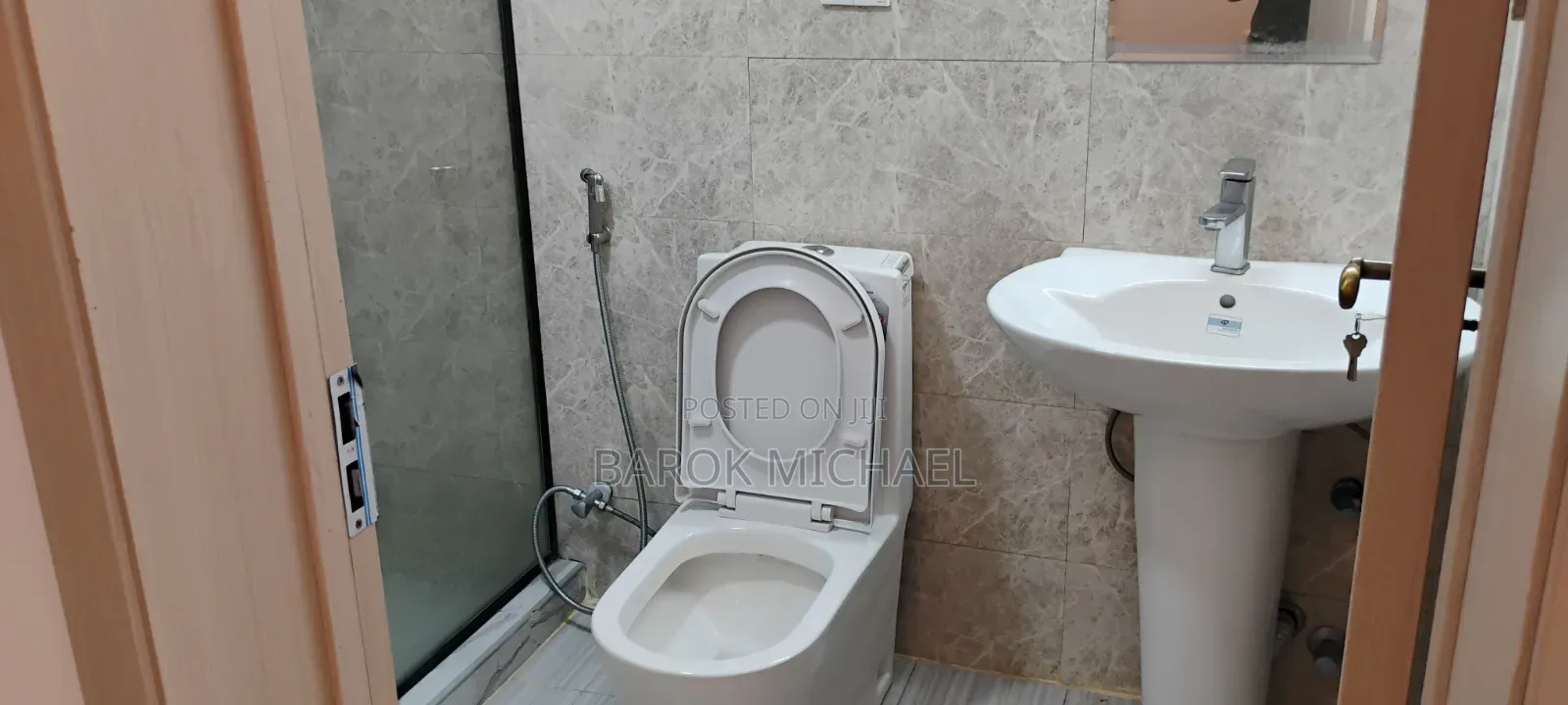 3bdrm Apartment in Yeka for rent