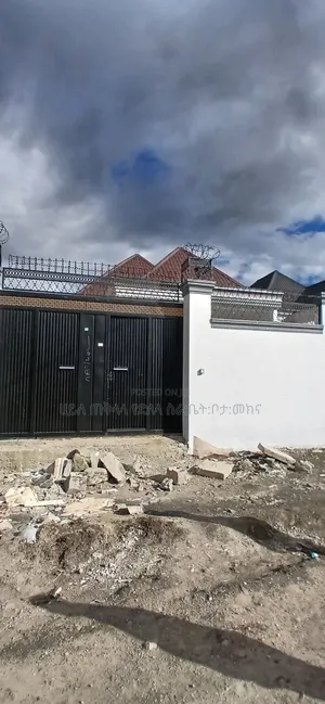 Furnished 5bdrm Villa in Sheger Legetafo Area, Oromia-Finfinne for sale
