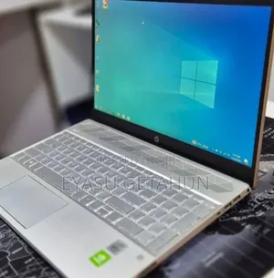 New Laptop HP Pavilion 15 8GB Intel Core i5 SSD 256GB