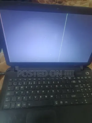 Laptop Toshiba Satellite C55 4GB Intel Core 2 Quad HDD 320GB