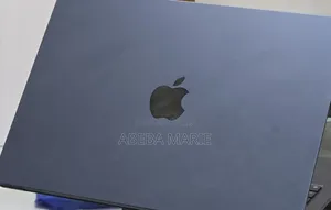 New Laptop Apple MacBook Air 2024 M3 15-inch 24GB Apple M3 SSD 512GB