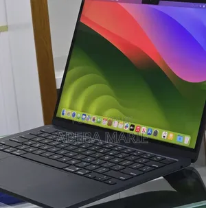 New Laptop Apple MacBook Air 2024 M3 15-inch 24GB Apple M3 SSD 512GB