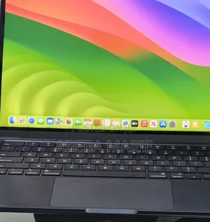 New Laptop Apple MacBook Air 2024 M3 15-inch 24GB Apple M3 SSD 512GB