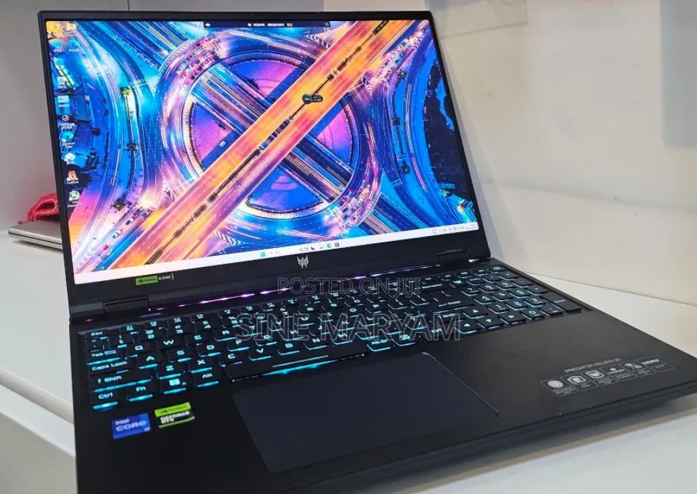 New Laptop Acer Predator Helios Neo 16 16GB Intel Core i7 SSD 1T