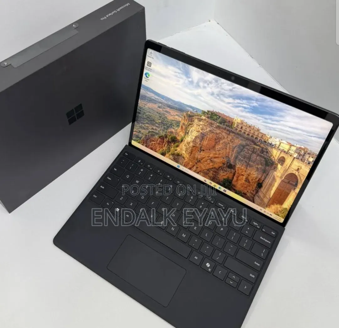 New Microsoft Surface Pro 11th Edition, a Copilot+ PC 16GB SSD 512GB