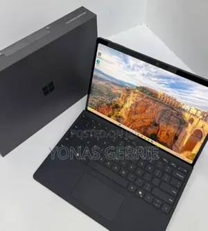 New Laptop Microsoft Surface 16GB SSD 512GB