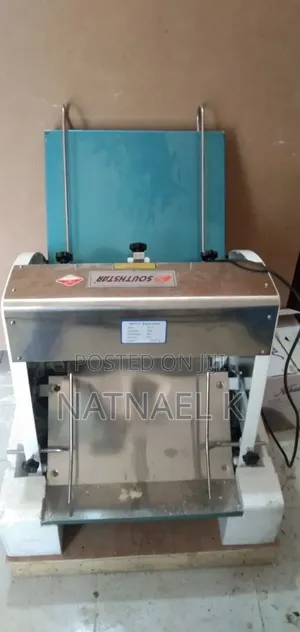 Bread Slicer Machine