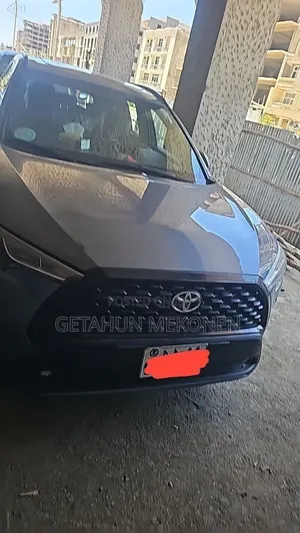 Toyota Corolla Cross Hybrid 2024 Blue